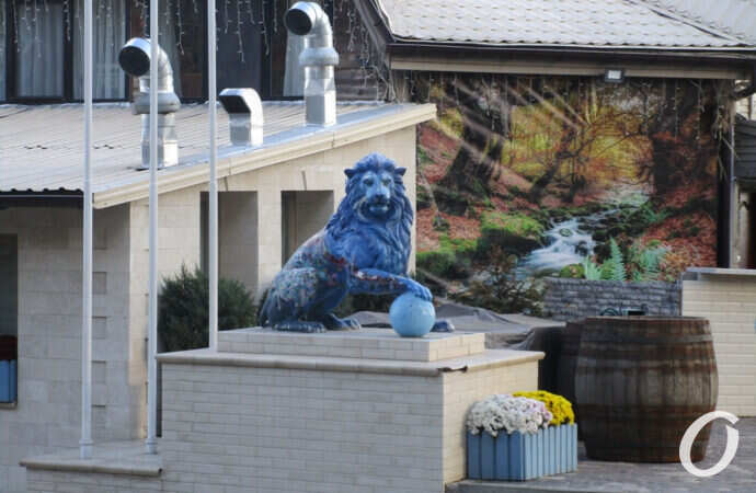 Трассе здоровья, лев