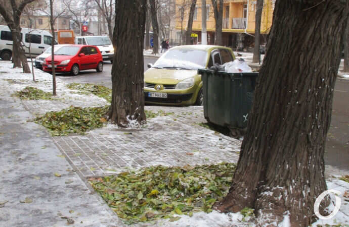 первый снег в Одессе, машины