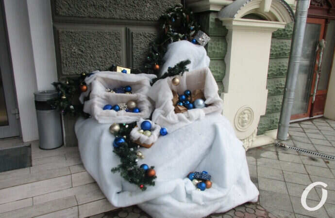 Новогодние приготовления, игрушки