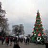 Одесские елки зажгли огни: в городе стартовали рождественско-новогодние праздники-гуляния (фото)