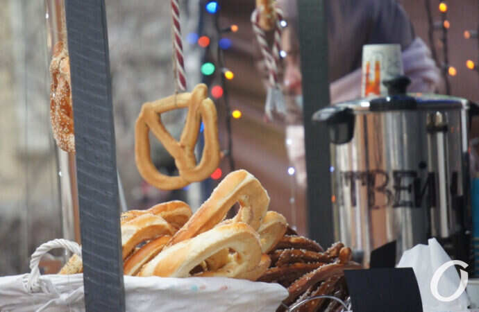 ярмарка у Кирхи, глинтвейн и сладости