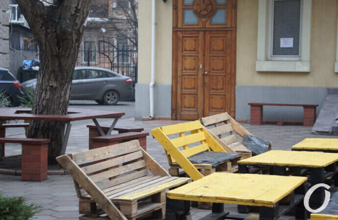 ярмарка у Кирхи, столики