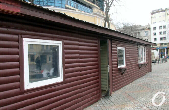 каток на Греческой, домики