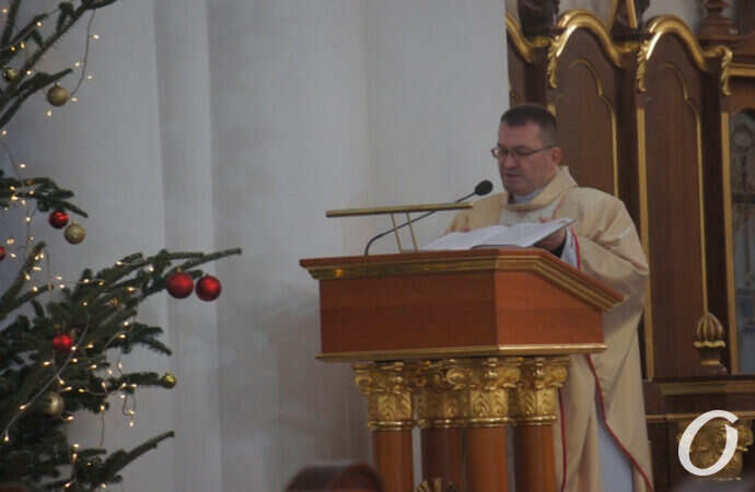 Католическое Рождество, пастор