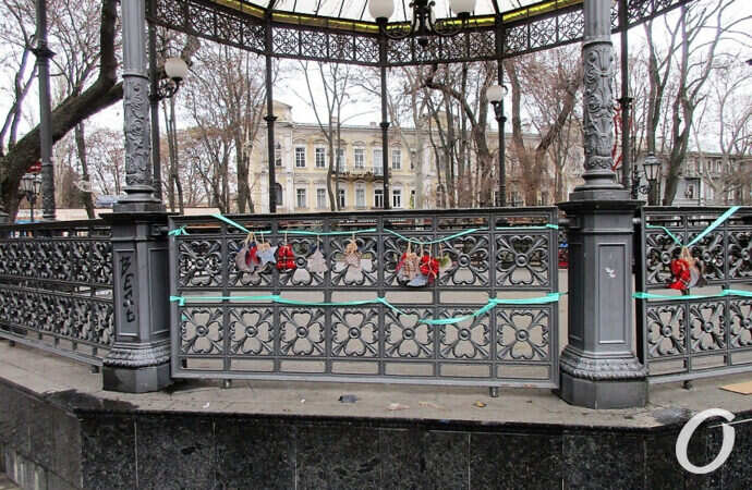 Горсад, ротонла, кукол разобрали