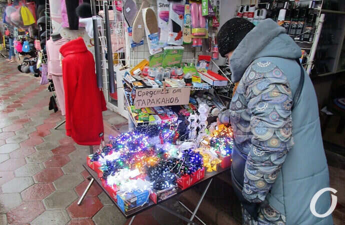 Новый базар, лотки