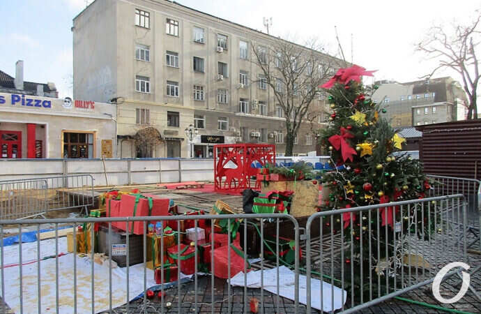 Каток на Греческой, елка