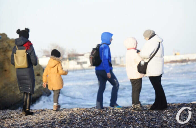 Зимнее море в Одессе, семья