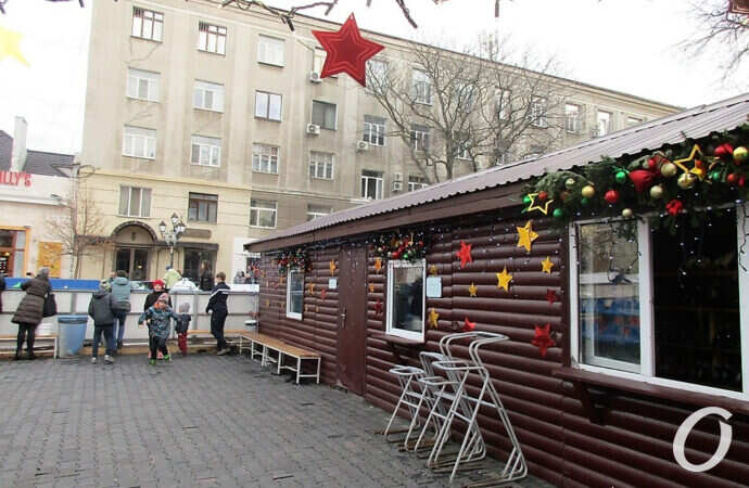 каток на Греческой, домики