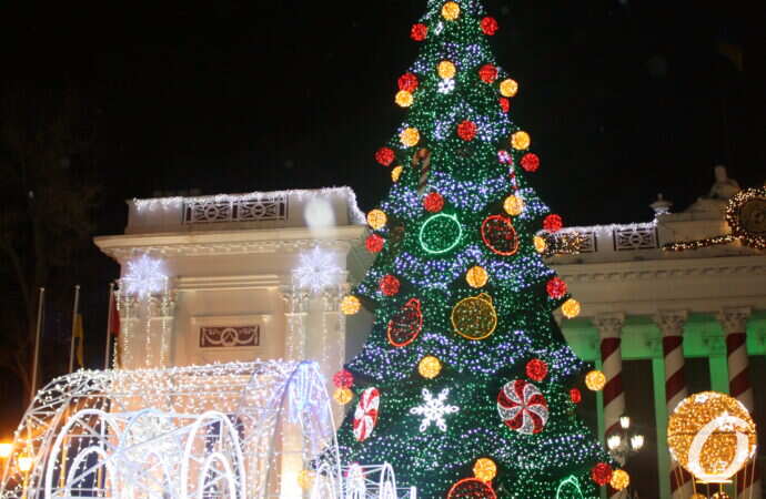 Новый год в Одессе: главные праздничные локации показали в одном ярком видео