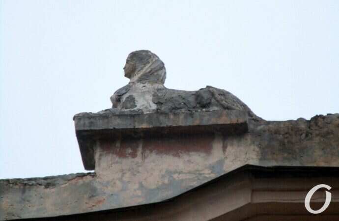 дом со сфинксом, сфинкс