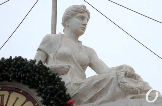 скульптура Ночь после реставрации