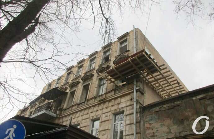 Дом на Торговой сносят