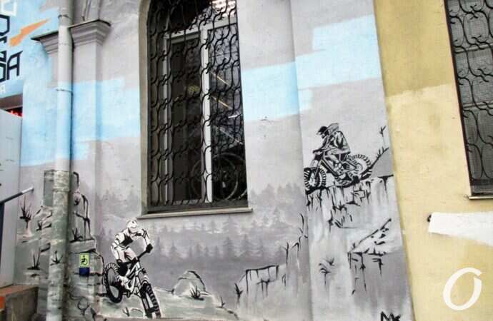 улица Осипова, граффити, мото