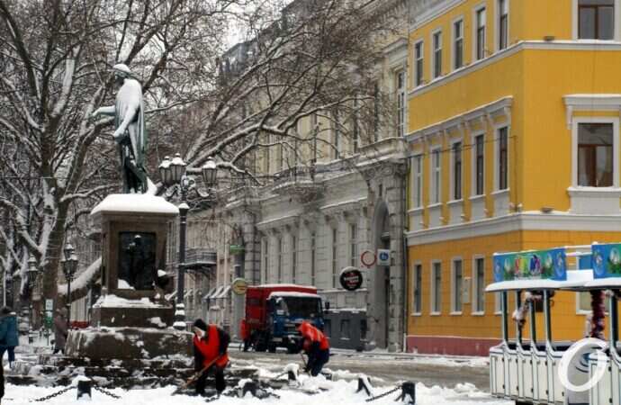 зима в центре Одессы, Дюк