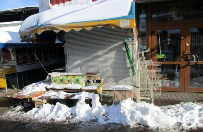 Новый базар, пусто