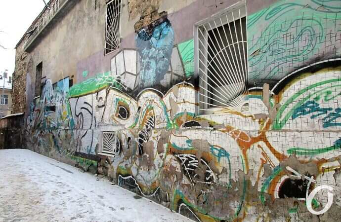 бульвар, крестики