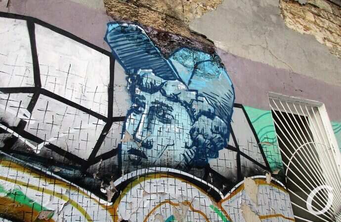 бульвар, крестописец