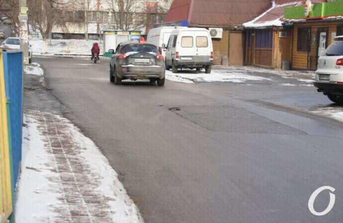 Чистка дорог, проезжая дорога