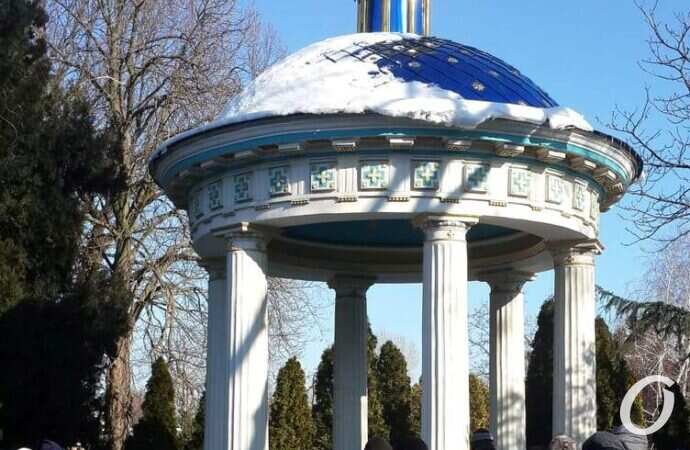 Крещение, колодец