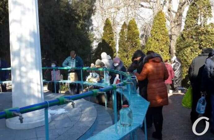 Крещение, набор воды