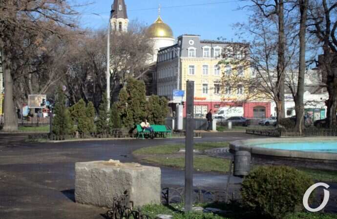 Сквер Пушкина, собор