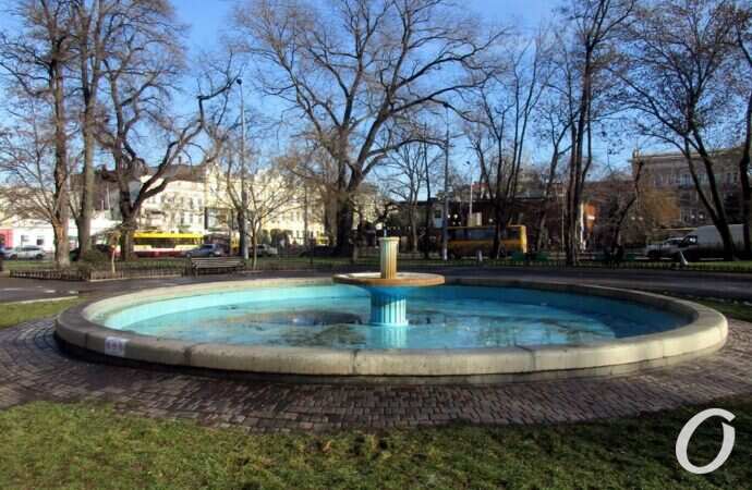 Сквер Пушкина, фонтан