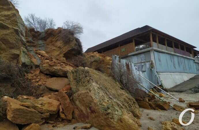 Аркадия, стройка, камни