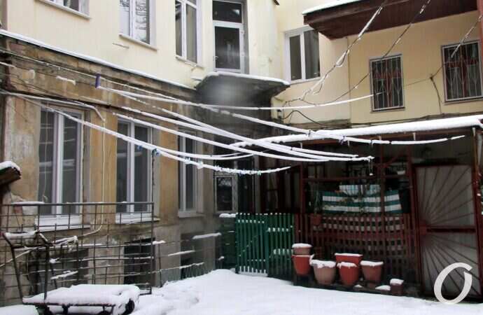 зимний одесский дворик