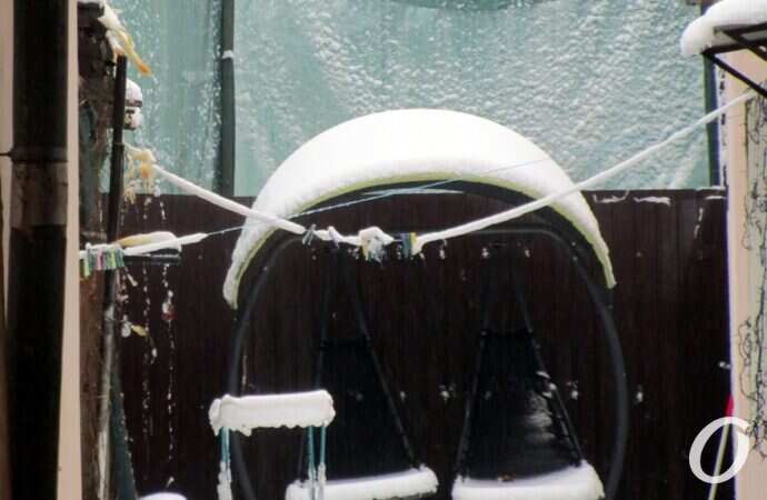 в зимнем одесском дворике