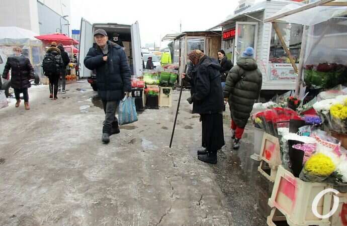 Привоз зимой, покупатели