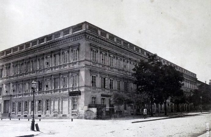 Дерибасовская, здание