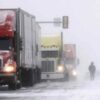 В Одесской области запретили движение грузовиков и автобусов, а некоторые дороги закрыли для всех