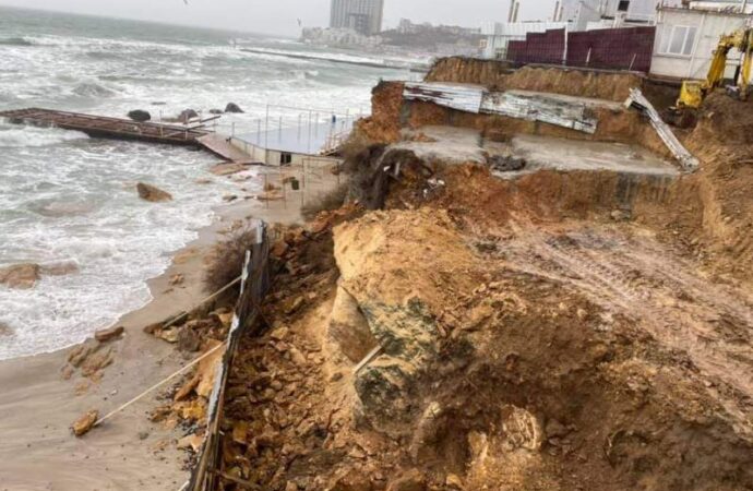 Аркадия, стройка, пляж