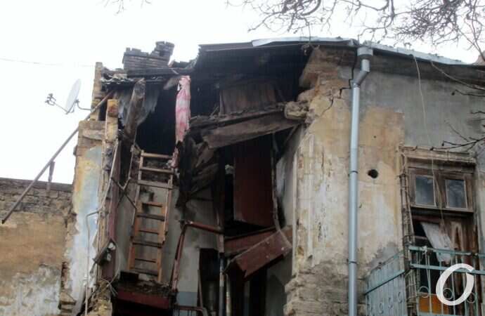 Обрушение на Нежинской, стена