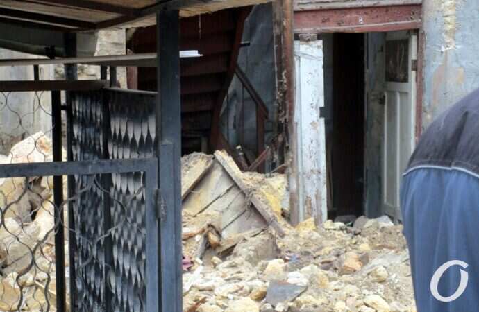 Обрушение на Нежинской, двери