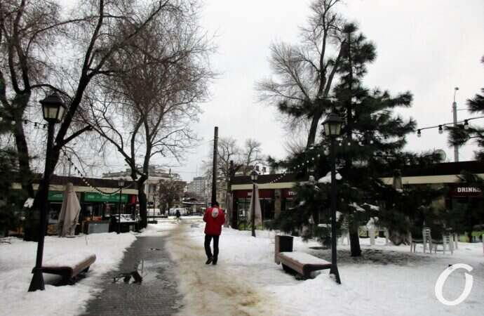 Старосенная площадь, дорожка