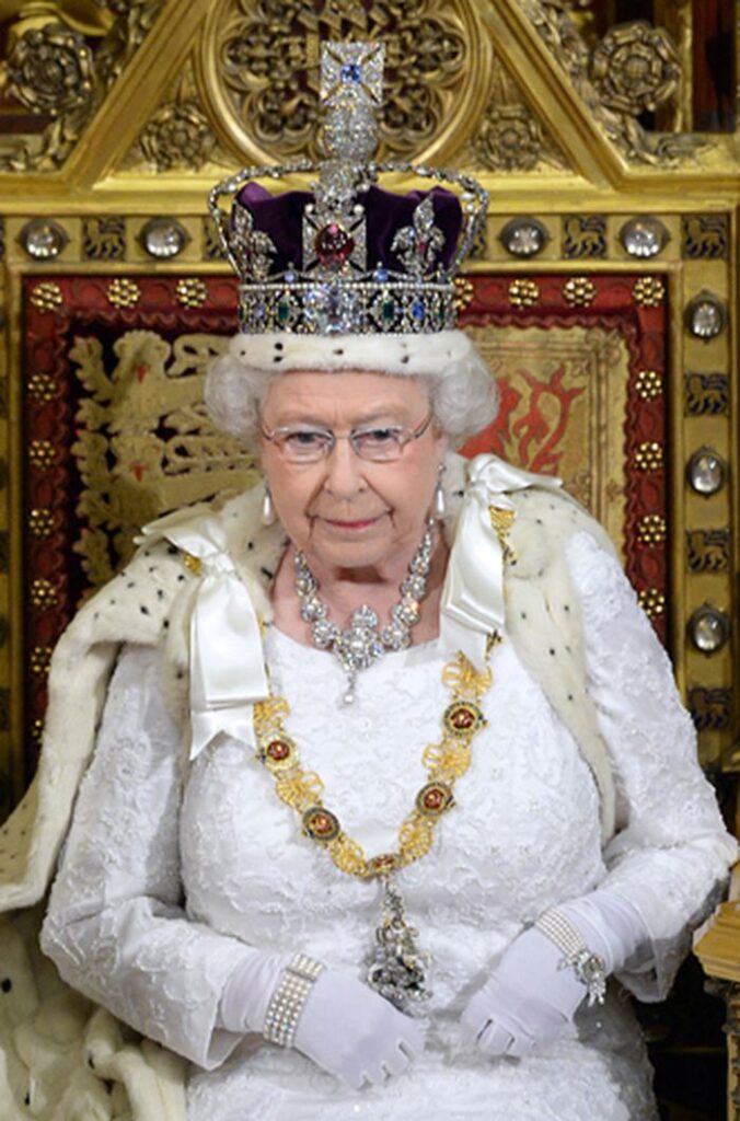королева елизавета 2