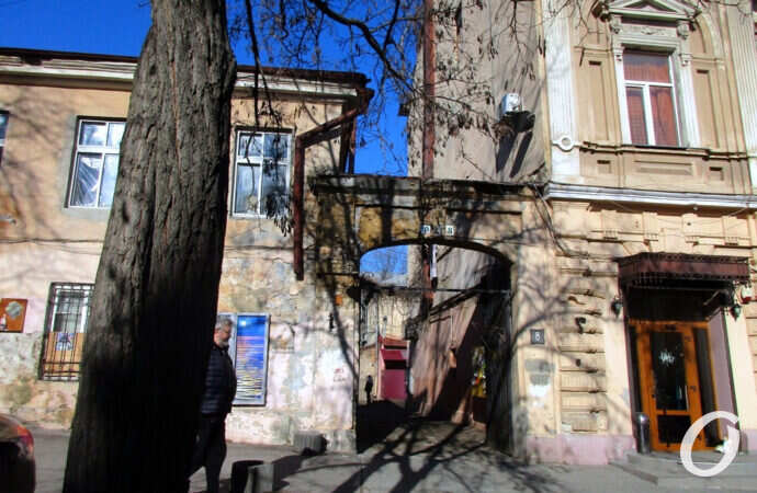 Одесский дом в переулке Некрасова: чего опасаются жители? (фото)