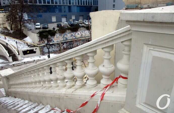 Деволановскмий спуск, обвал: лестница