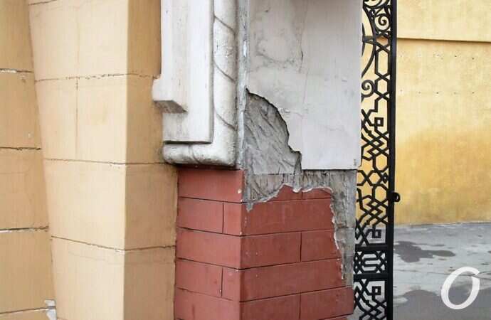 Мавританская арка, облезла