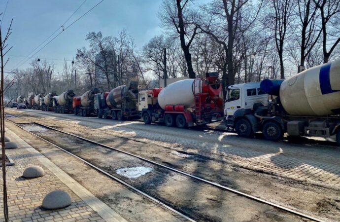 На Французском бульваре в Одессе замечена «бетонная» пробка