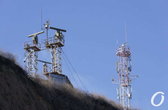 мыс Большой Фонтан, вышки