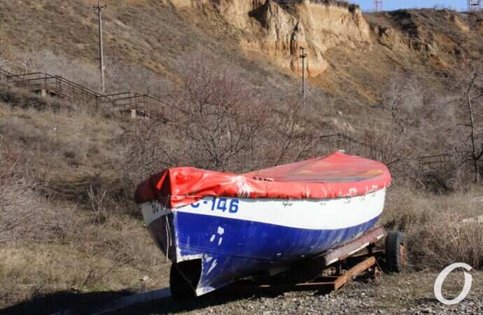 мыс Большой Фонтан, лодка