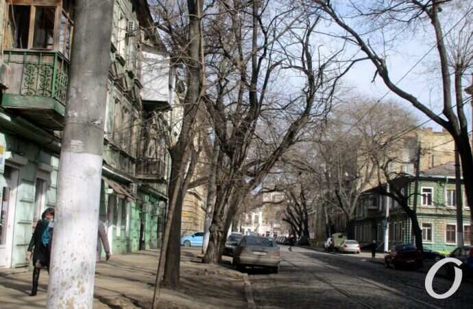 Лютеранский переулок, дорога