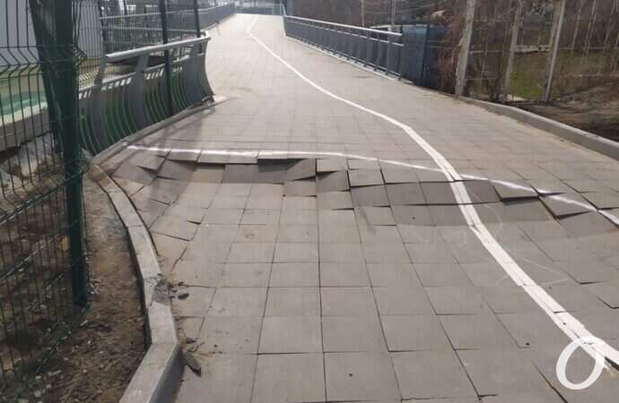 Одесская велоэстакада, плитка3