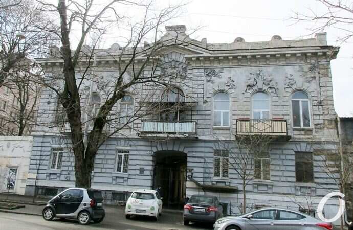 Маразлиевская, 28, издали