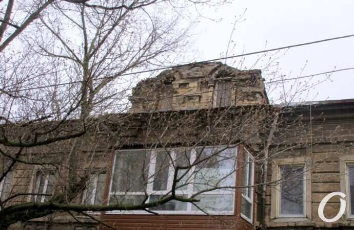 Пишоновская, балкон