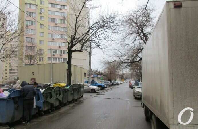 Пишоновская, мусор