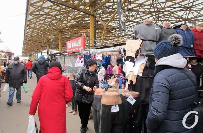 Привоз, локдаун, покупатели